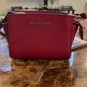Michael Kors crossbody